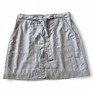 White House Black Market - Gray Mini Skirt Tie Waist Size 2